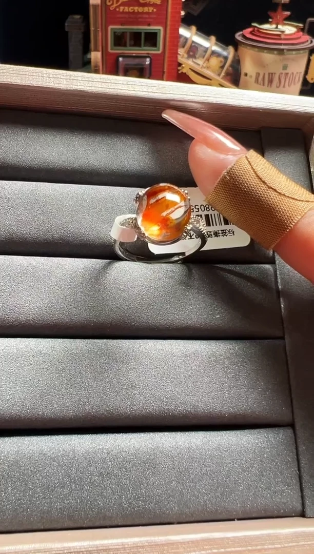 【闪购商品】水晶戒指银S925镶嵌发一