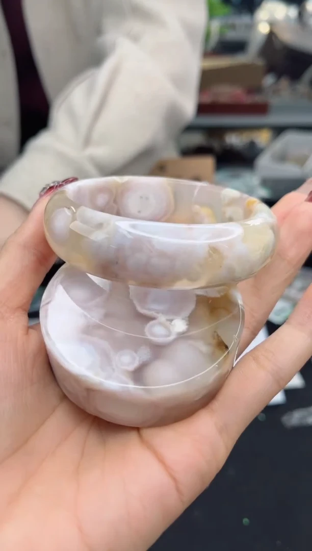 【闪购商品】石英质玉手镯未镶嵌60圈口（赠品镯心）3570345