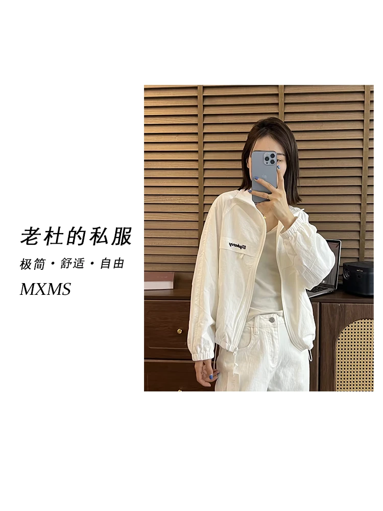 （麦欢尼）Z509-“宝藏衣橱”韩版运动休闲设计刺绣字母立领外套
