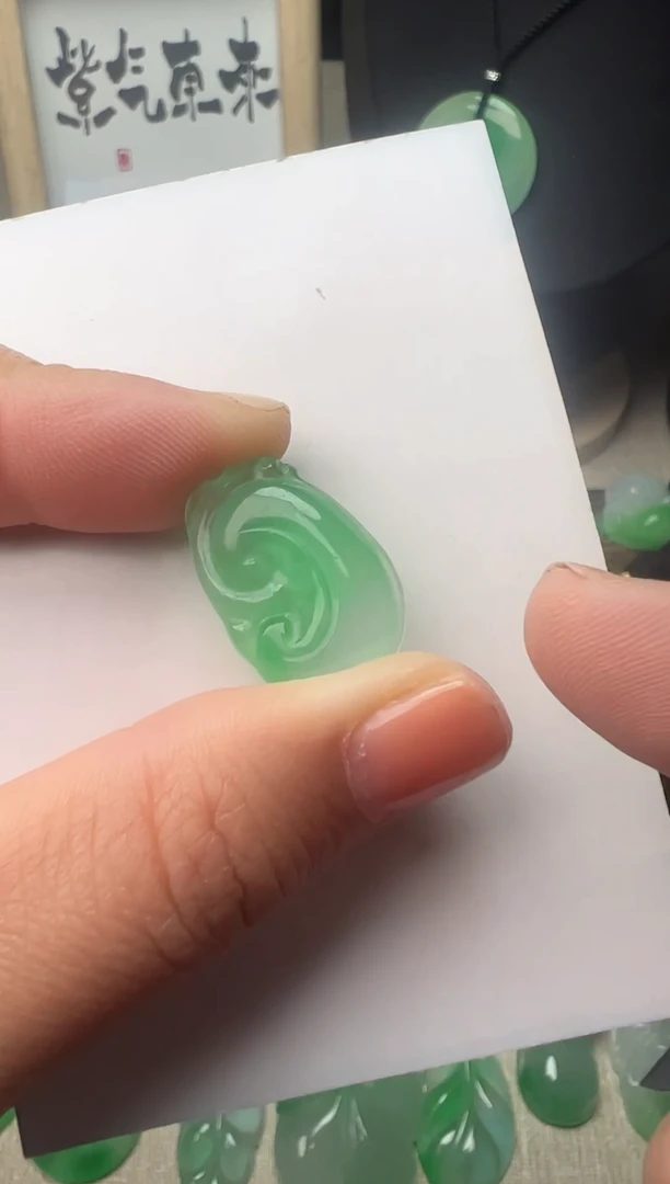 未镶嵌挂件翡翠所见即所得，一图一物