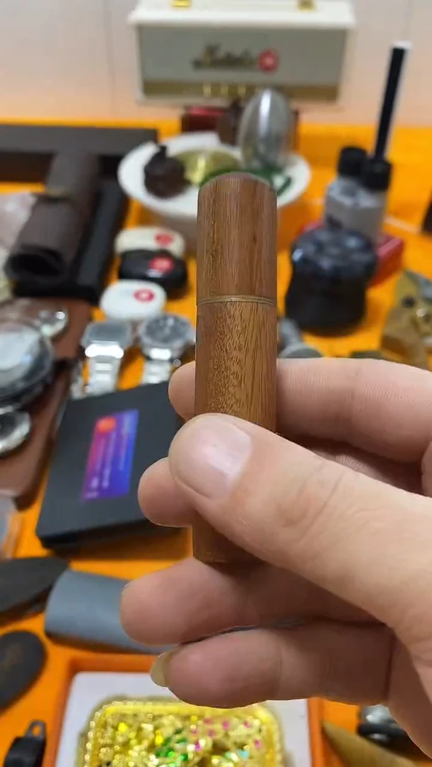 瓷片闪购商品 如图所示