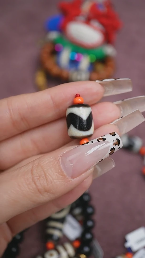 【闪购商品】玛瑙/玉髓颈饰未镶嵌蚀花玛瑙珠定制编绳