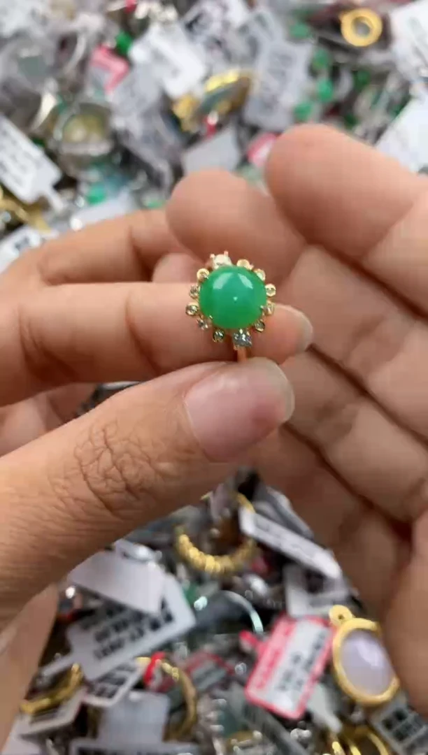 银S925镶嵌戒指翡翠888    5