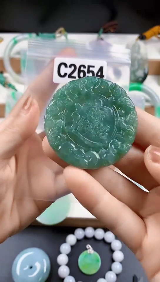 颈饰未镶嵌翡翠天然翡翠吊坠挂件