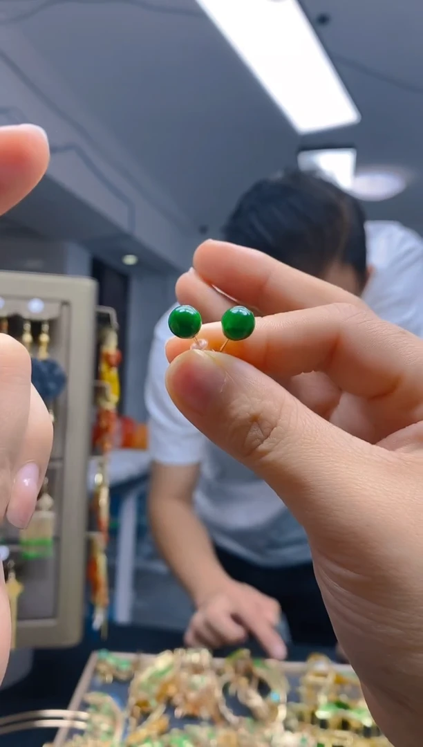 【闪购商品】翡翠耳饰合金0197翡翠耳钉