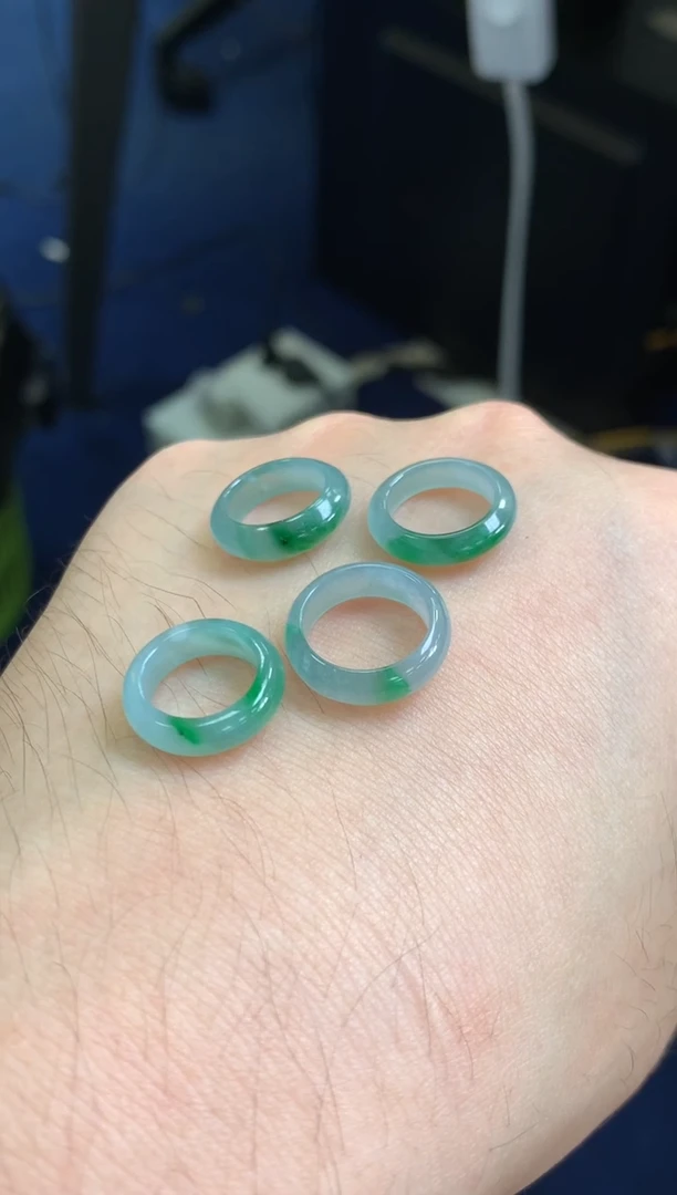 定制翡翠未镶嵌翡翠 多样性发一