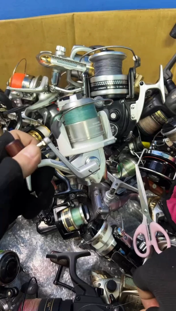 争****。微瑕钓鱼轮，直播间讲解为准，看清楚再拍，如有拆卸不退换