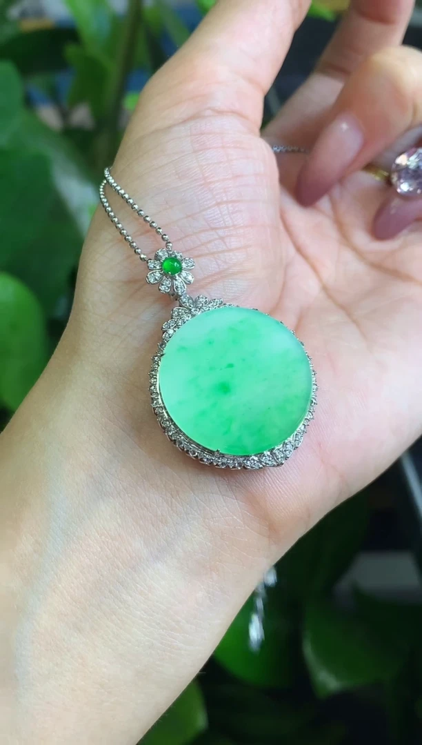 翡翠18K金镶嵌吊坠(不含链)无事牌