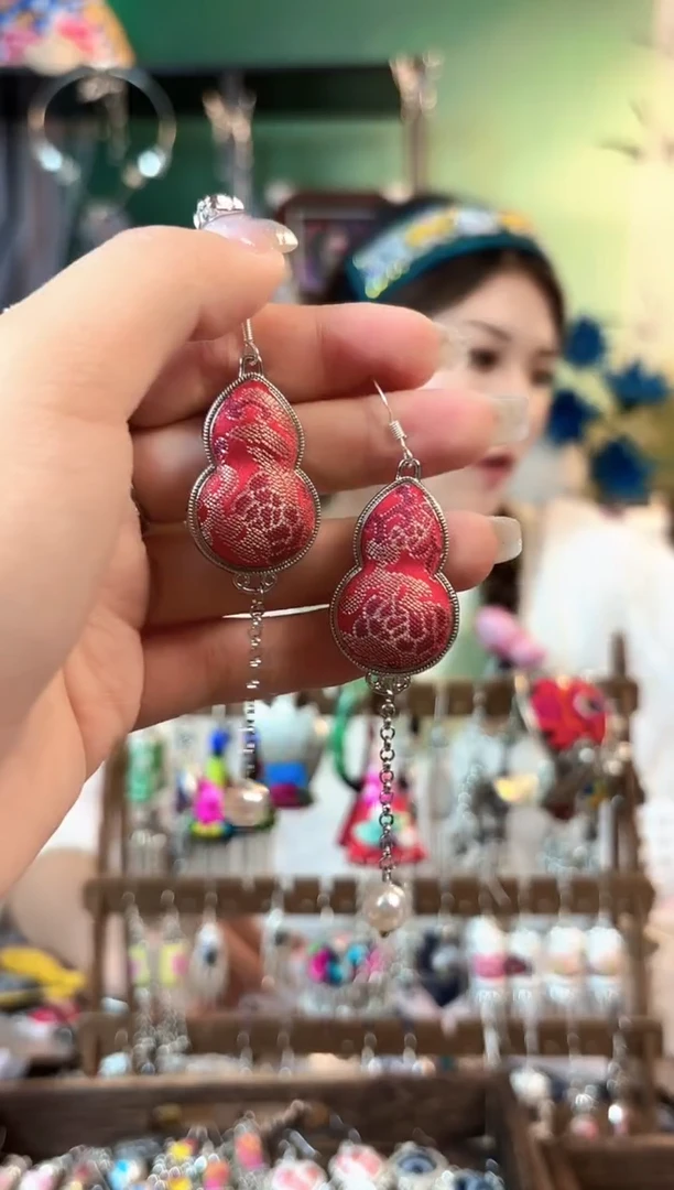 织绣彩云南阁非遗老绣308