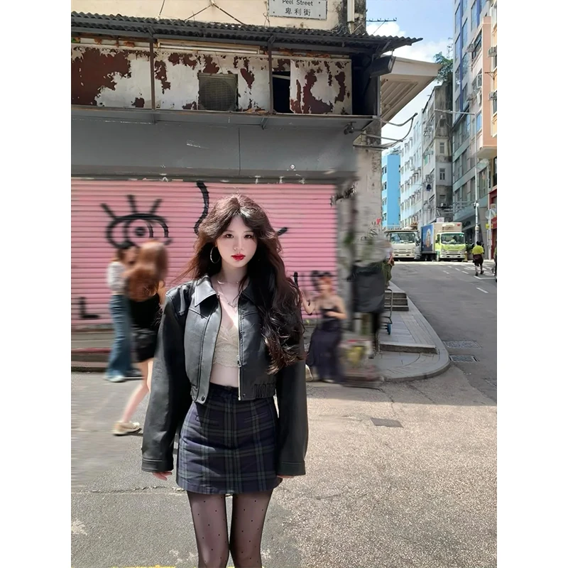 2025秋季新款气质高级感长袖皮衣外套女时尚高腰包臀半身裙两件套