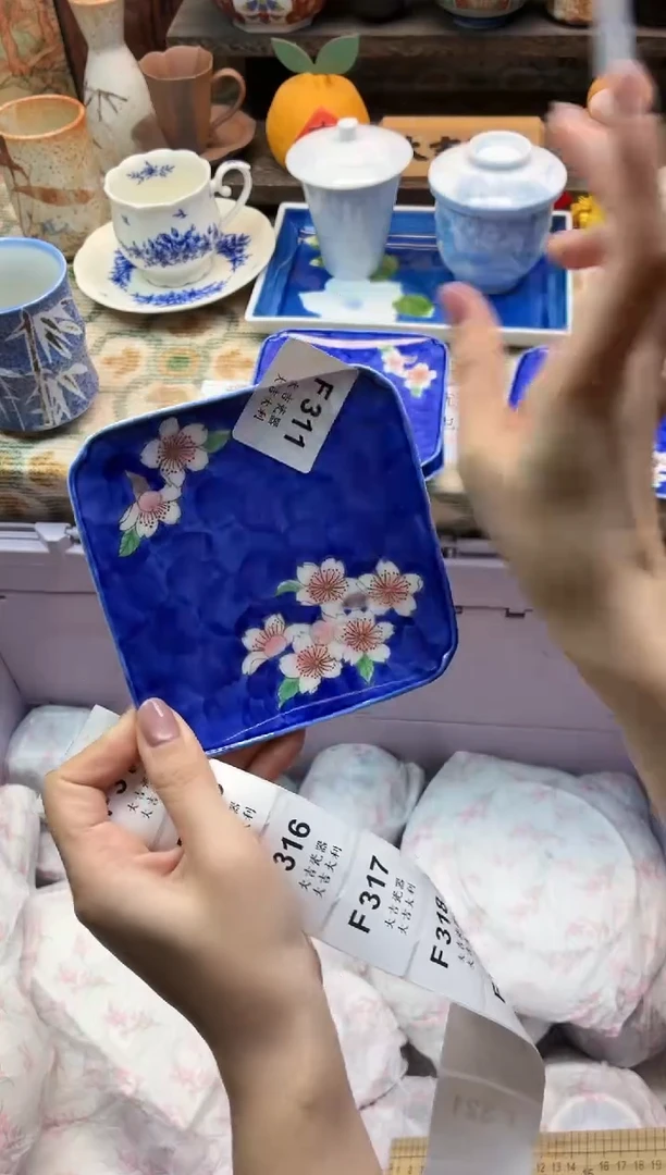 瓷器我****风   F311