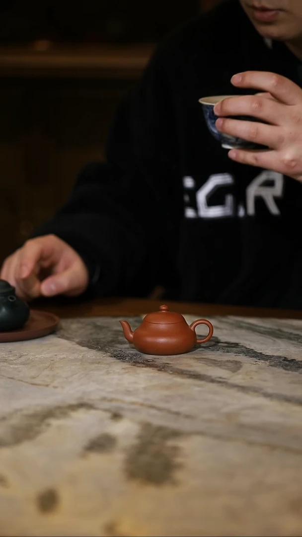 【闪购商品】紫砂君德梨赵庄朱泥 君德梨77cc 