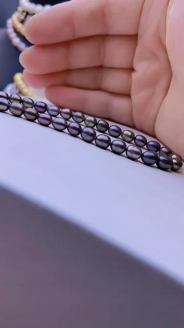 淡水珍珠未镶嵌颈饰1