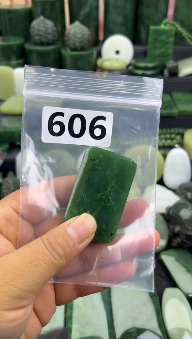 未镶嵌和田玉珠宝半成品无事牌