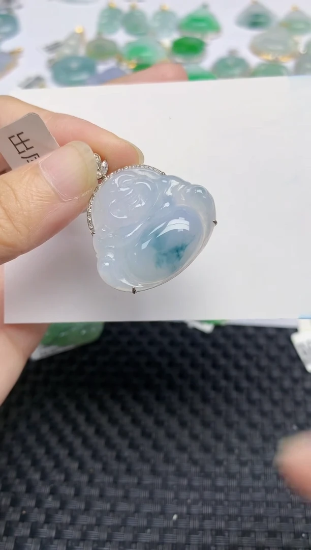 翡翠18K金镶嵌颈饰天然翡翠A货