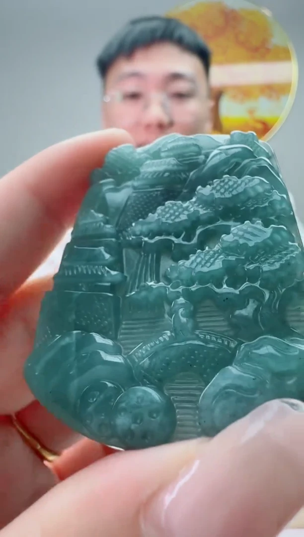 翡翠未镶嵌颈饰山水多样性随机发其一
