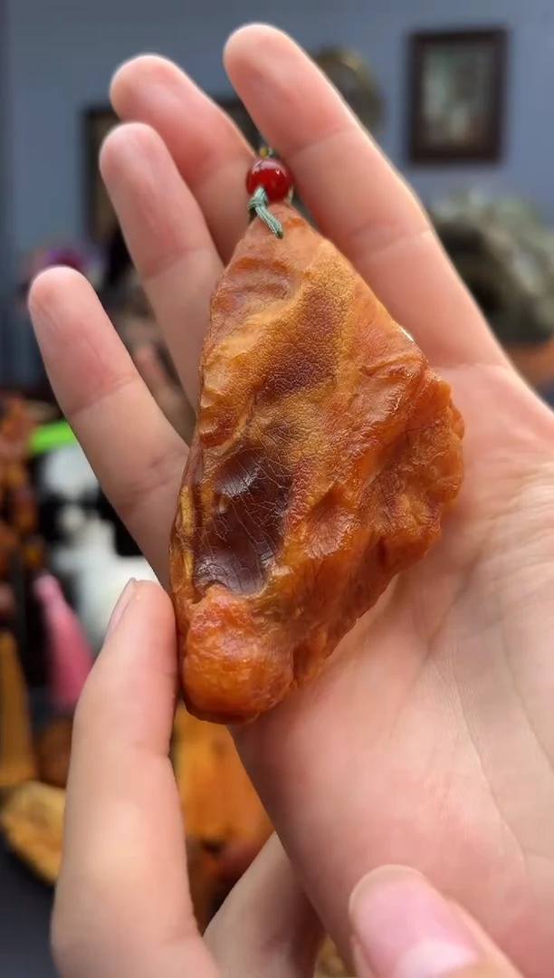 琥珀颈饰未镶嵌吊坠