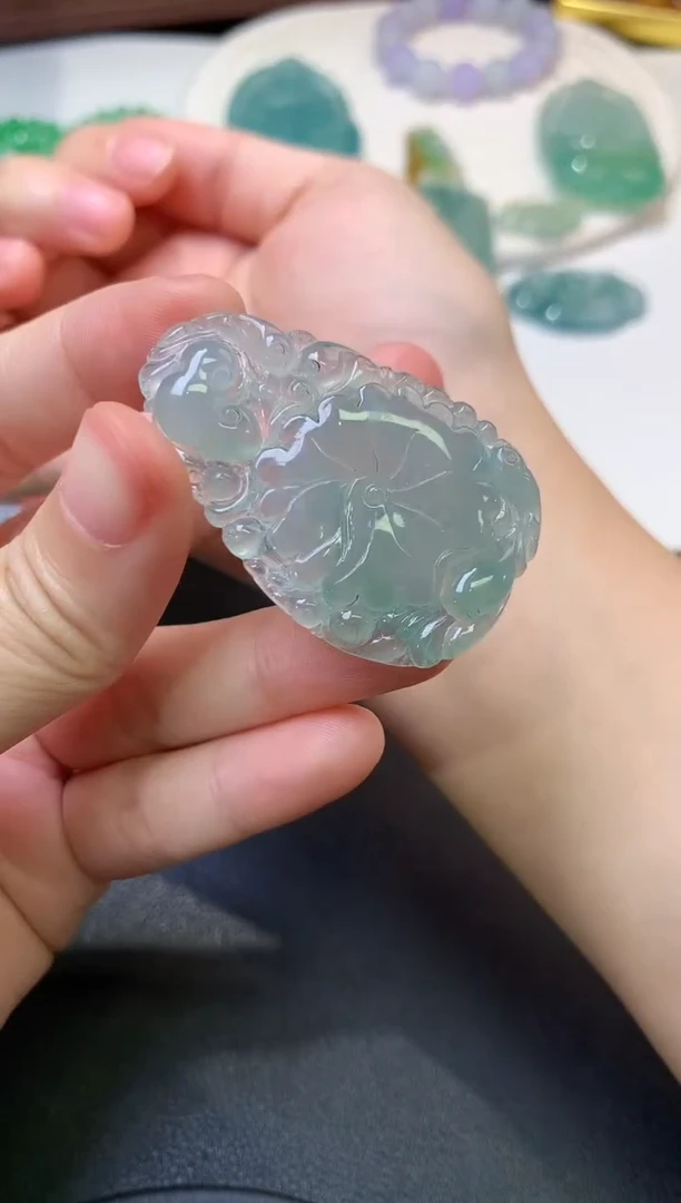未镶嵌定制翡翠毛货