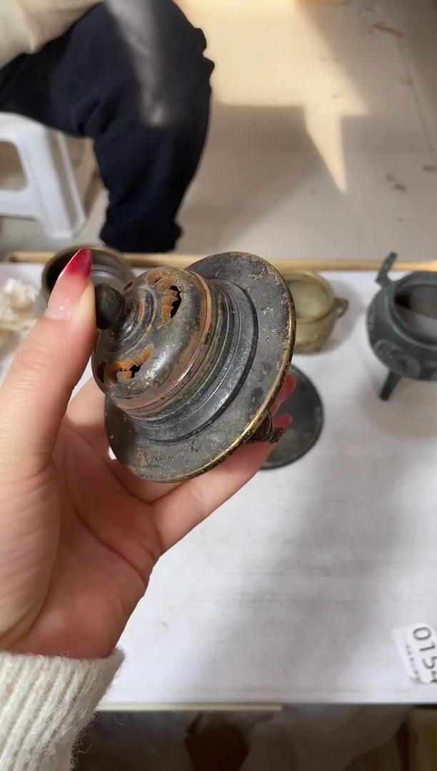 ?**?铜质香炉一一优选