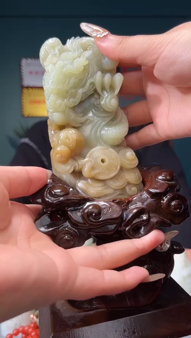 【闪购商品】和田玉颈饰未镶嵌摆件