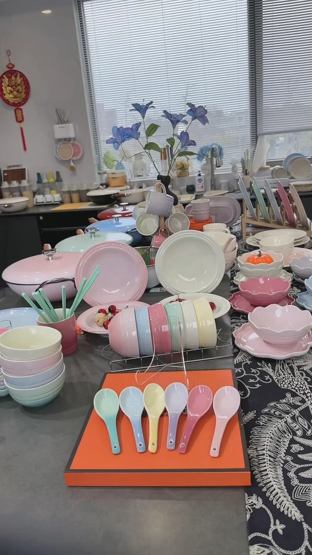 【闪购商品】瓷六色米饭碗