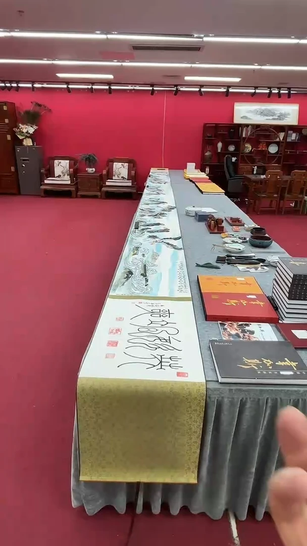 国画英姿飒爽十米