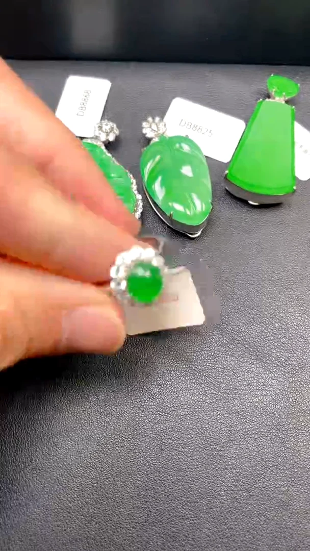 吊坠(不含链)银S925镶嵌翡翠吊坠