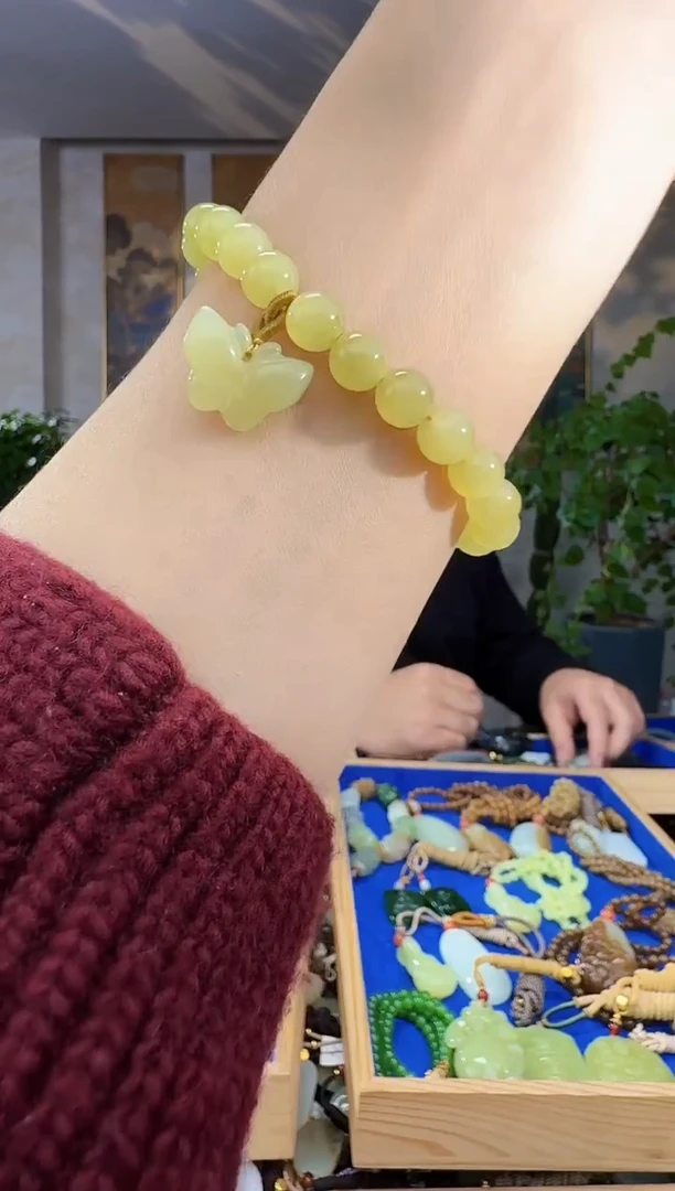 未镶嵌和田玉挂件拍一发一