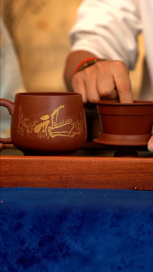 宜兴紫砂 紫砂茶壶 LJY  黑疾星 盖杯