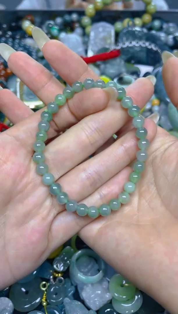 颈饰未镶嵌翡翠5MM/ H /翡翠A货，一件也是批发价