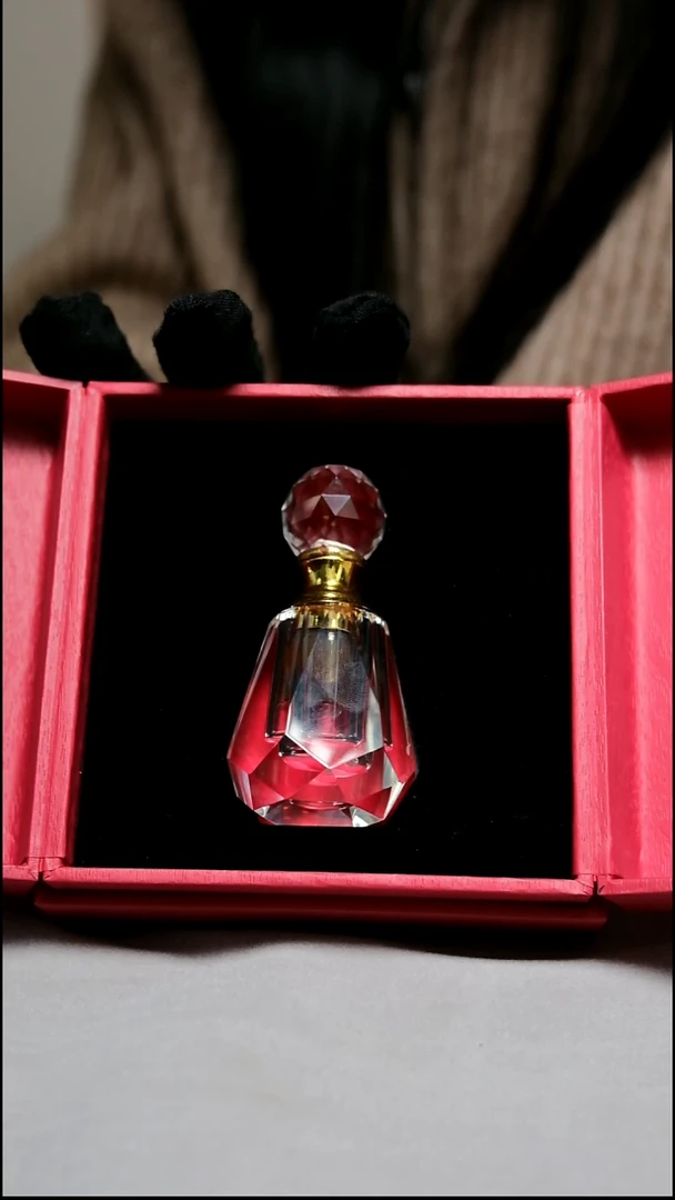 沉香沉香碎屑芽庄虫漏 古法蒸馏 1g