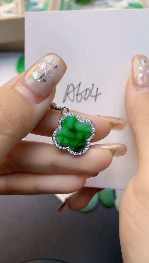 颈饰未镶嵌翡翠111111111