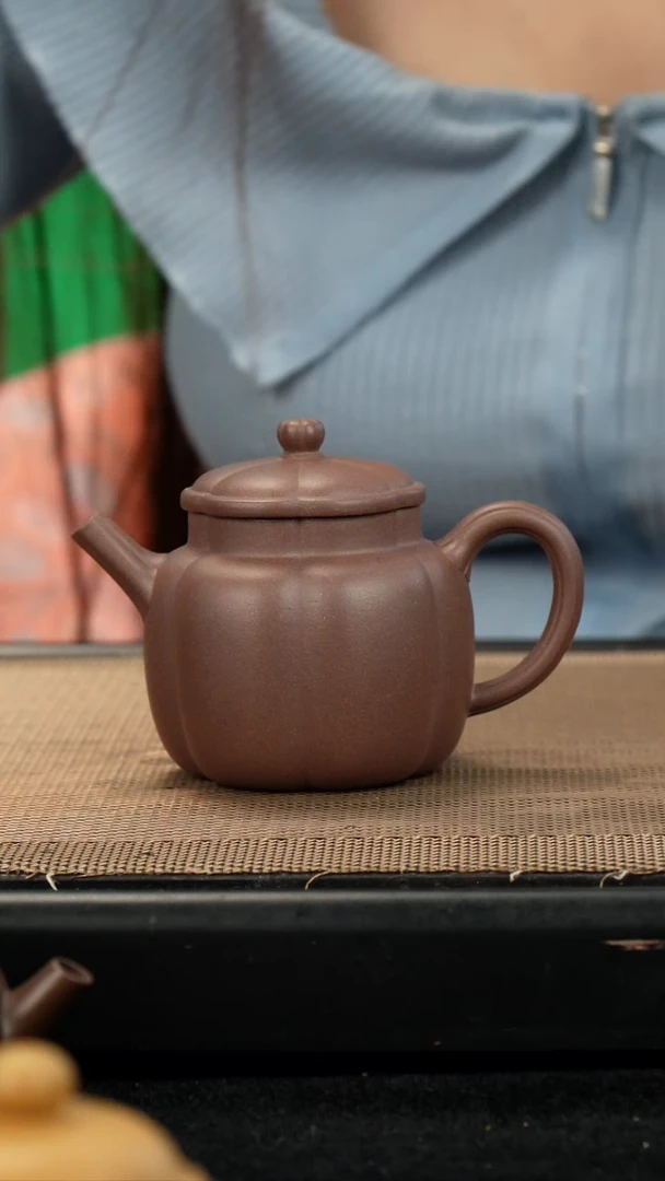 茶壶紫砂观*紫泥筋纹繁花150