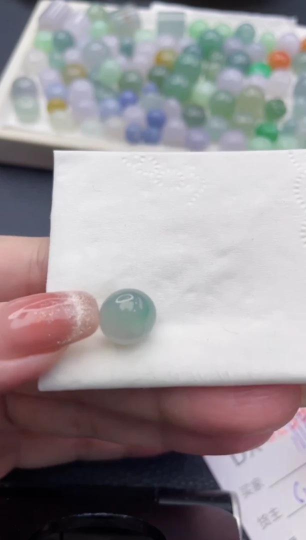 【闪购商品】定制翡翠未镶嵌珠子