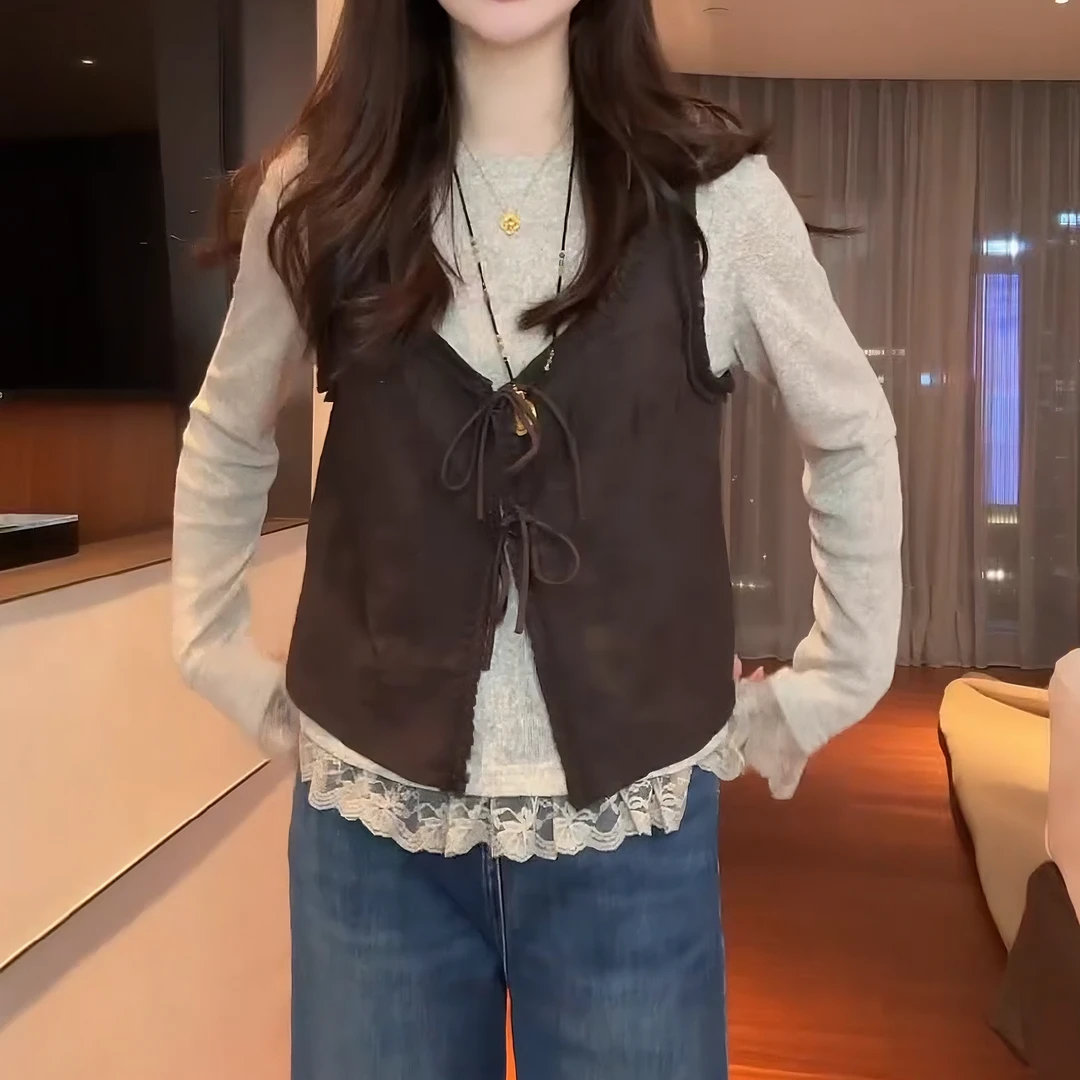 【梦露套装】秋季新款重工绣花马甲+拼接花边打底两件套装LK2506102
