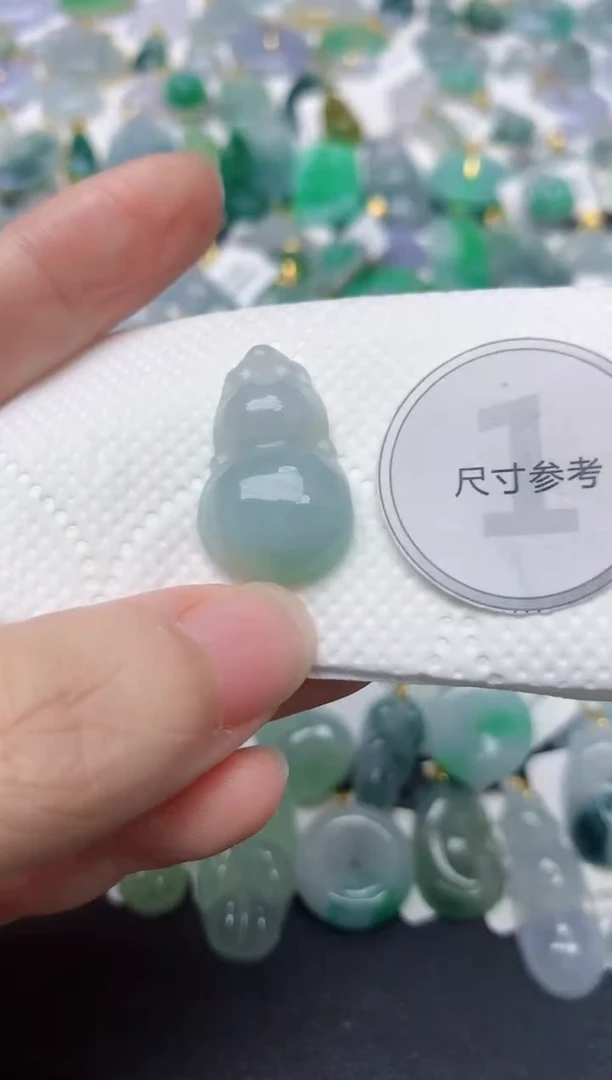 颈饰未镶嵌翡翠天然缅甸A货翡翠