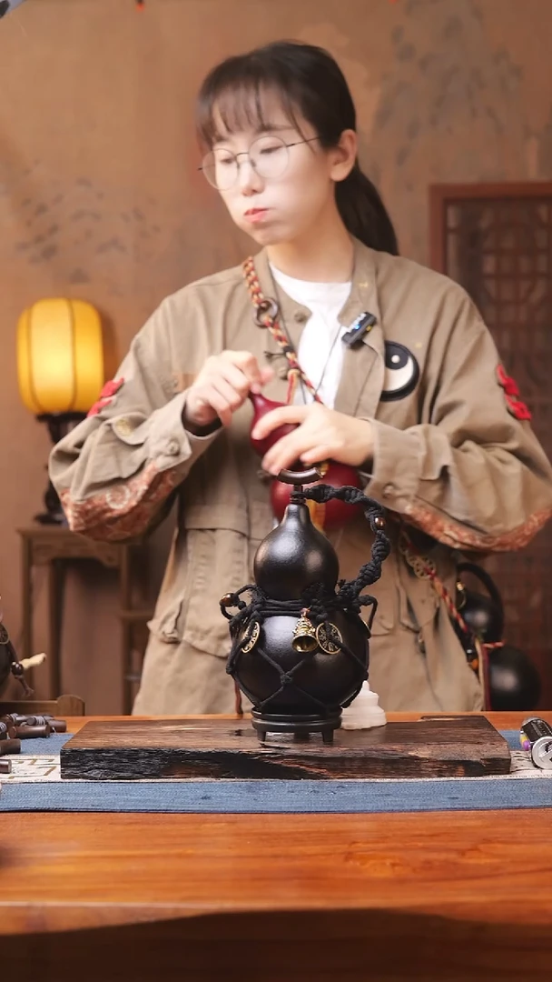 1033号链接精品大漆葫芦现货现发[一物一拍]
