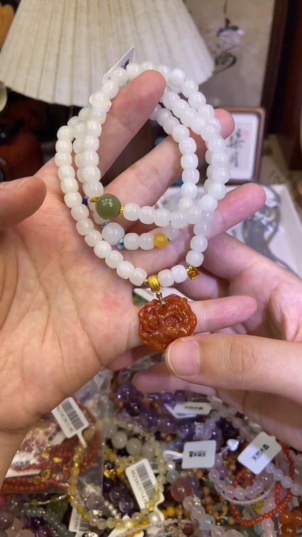 手饰和田玉未镶嵌406