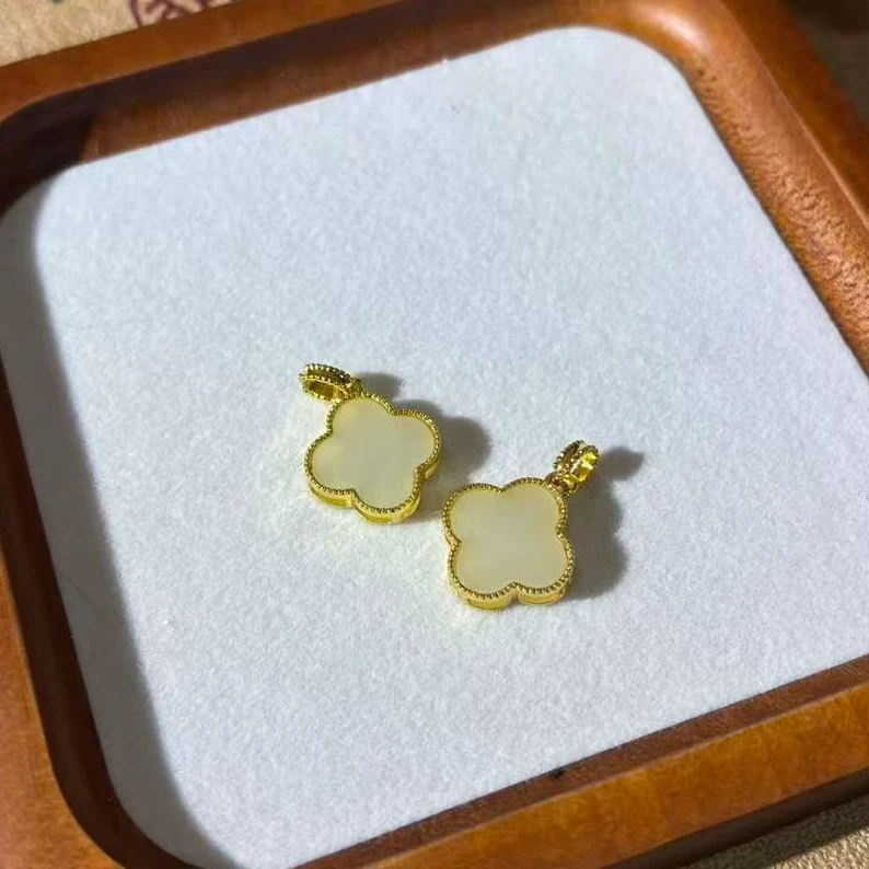 和田玉四叶花吊坠*（多样性发一件）