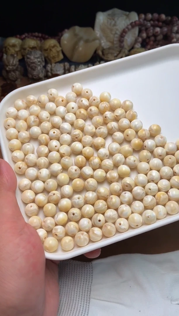 猪牙把件P1418-马牙圆珠2个-非完美