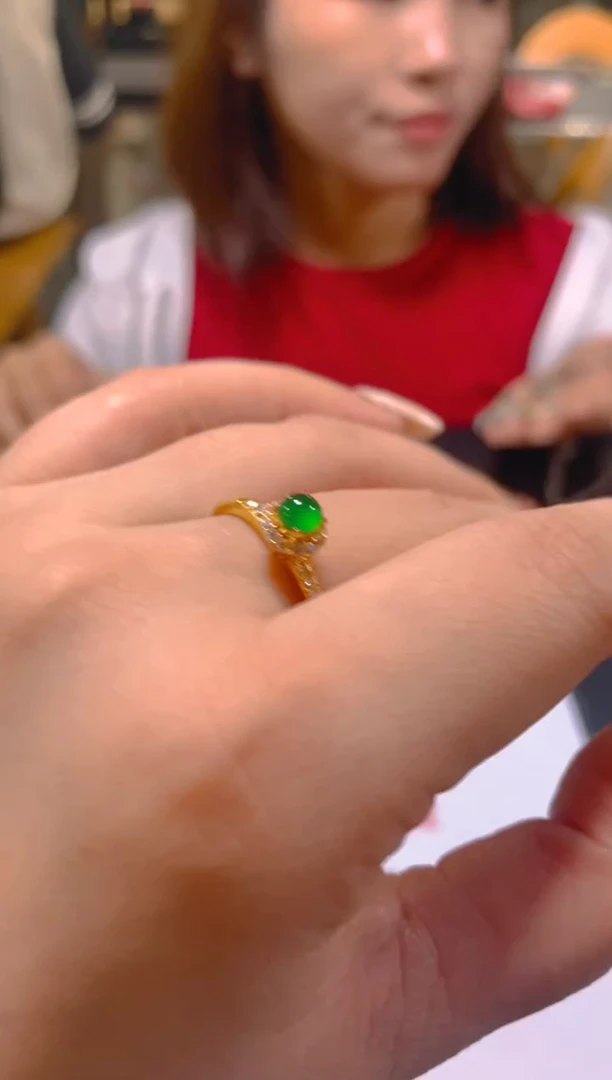 未镶嵌戒指翡翠多样性发一