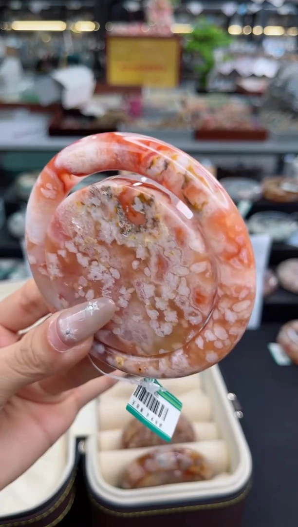 【闪购商品】石英质玉手镯未镶嵌62圈口（赠品镯心）S908116