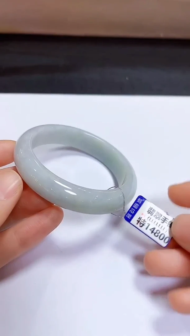 颈饰未镶嵌翡翠55.8手镯