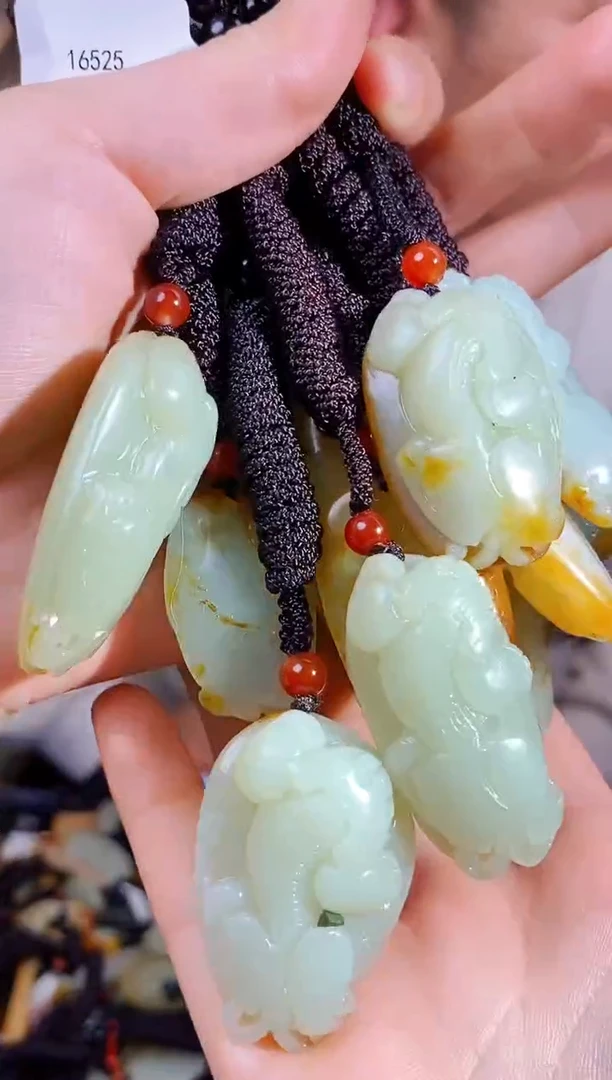 【闪购商品】和田玉颈饰未镶嵌1多样性发货拍一单发一个