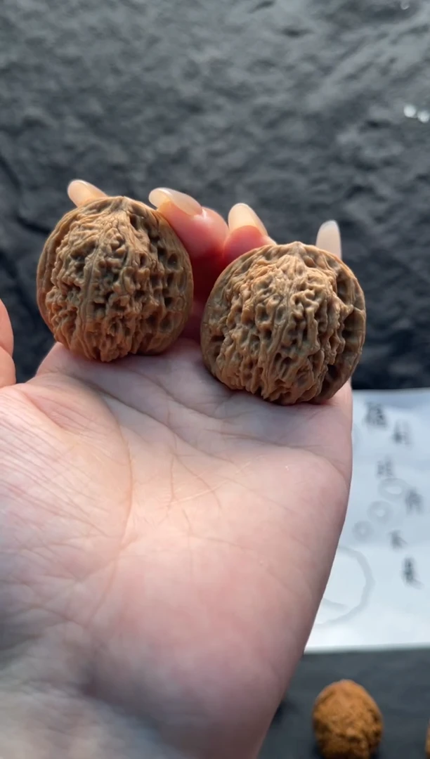 文玩核桃吊坠南***迅南将