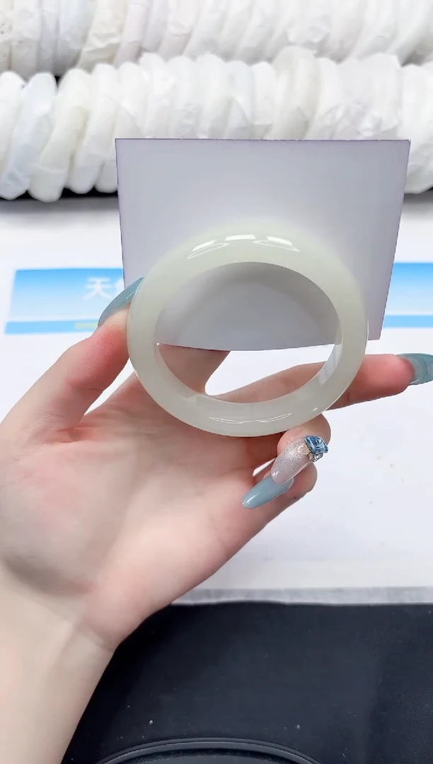 石英质玉手镯未镶嵌48-56