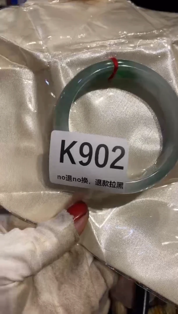 瓷片闵表姐直播所见所得
