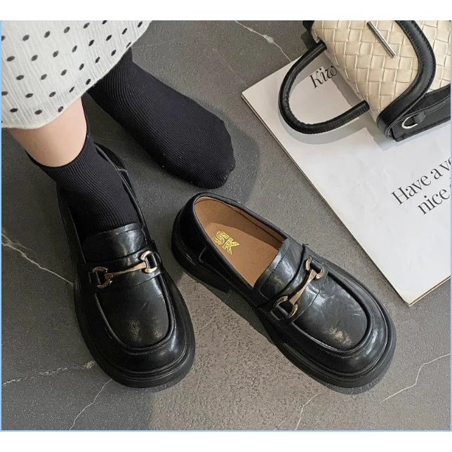 S860金属衔扣手抓纹百搭厚底乐福鞋