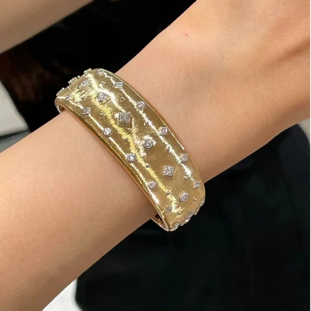 18K金钻石宽版布布手镯（48小时鉴赏期）DY