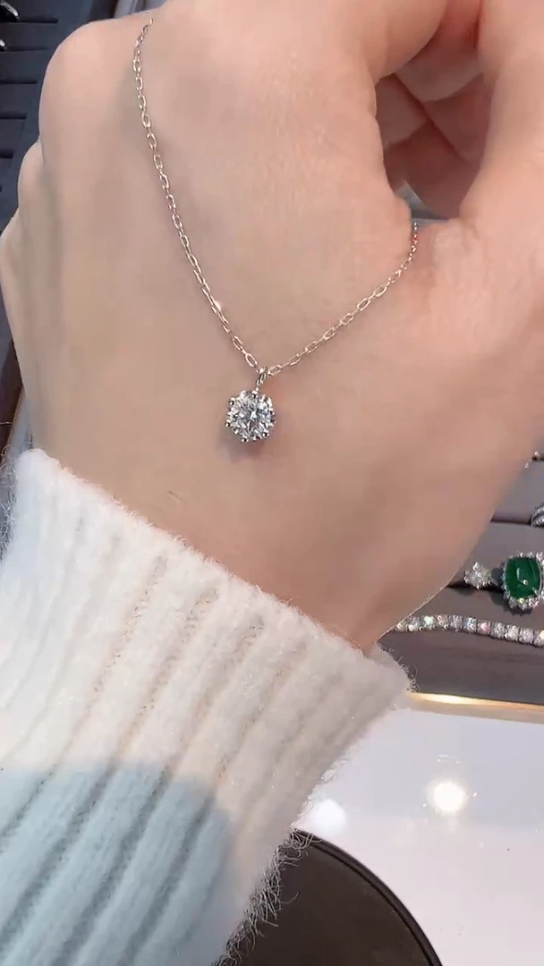 【闪购商品】钻石项链18K金镶嵌项链